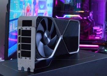 NVIDIA Game Ready Driver 572.XX Reportedly Causing Major Issues for RTX 40 Series Users: Crashes, Black Screens, and More!